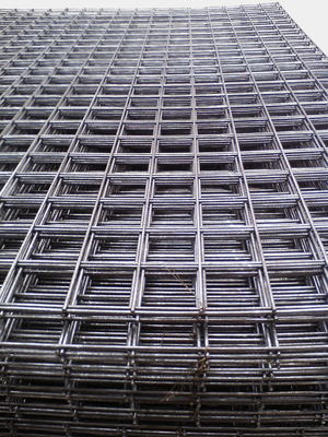 安平縣炅盛絲網制品 專業生產與銷售鋼板網、建筑網片及鐵絲等絲網產品